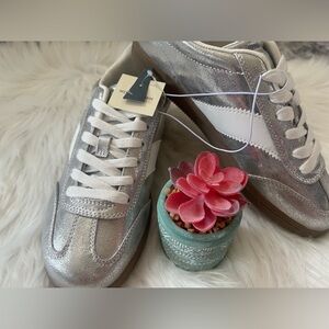 Universal Thread Silver and White Sneakers